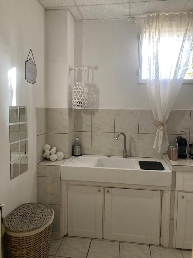 Gite Comme A La Maison Йер Экстерьер фото