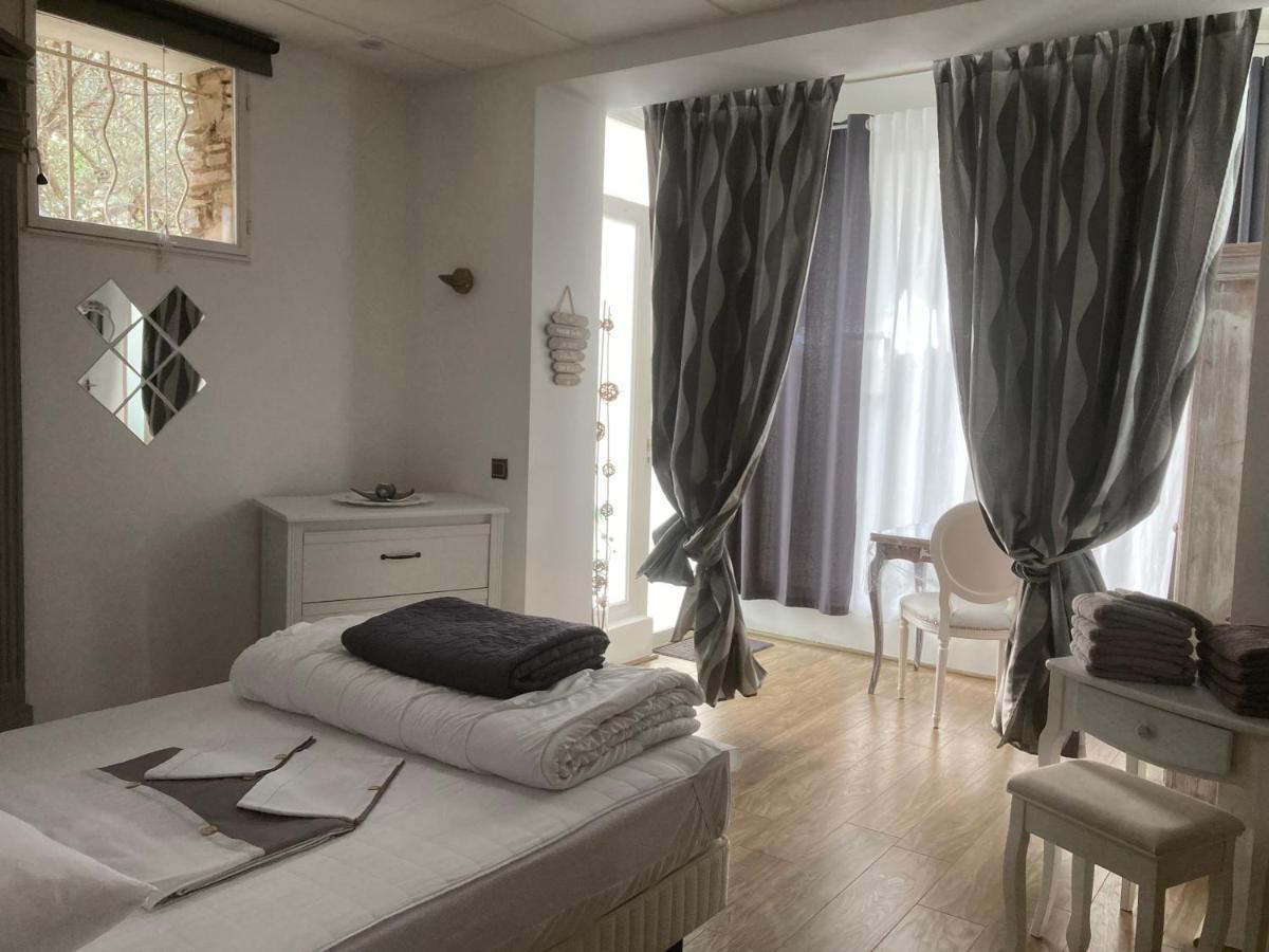 Gite Comme A La Maison Йер Экстерьер фото